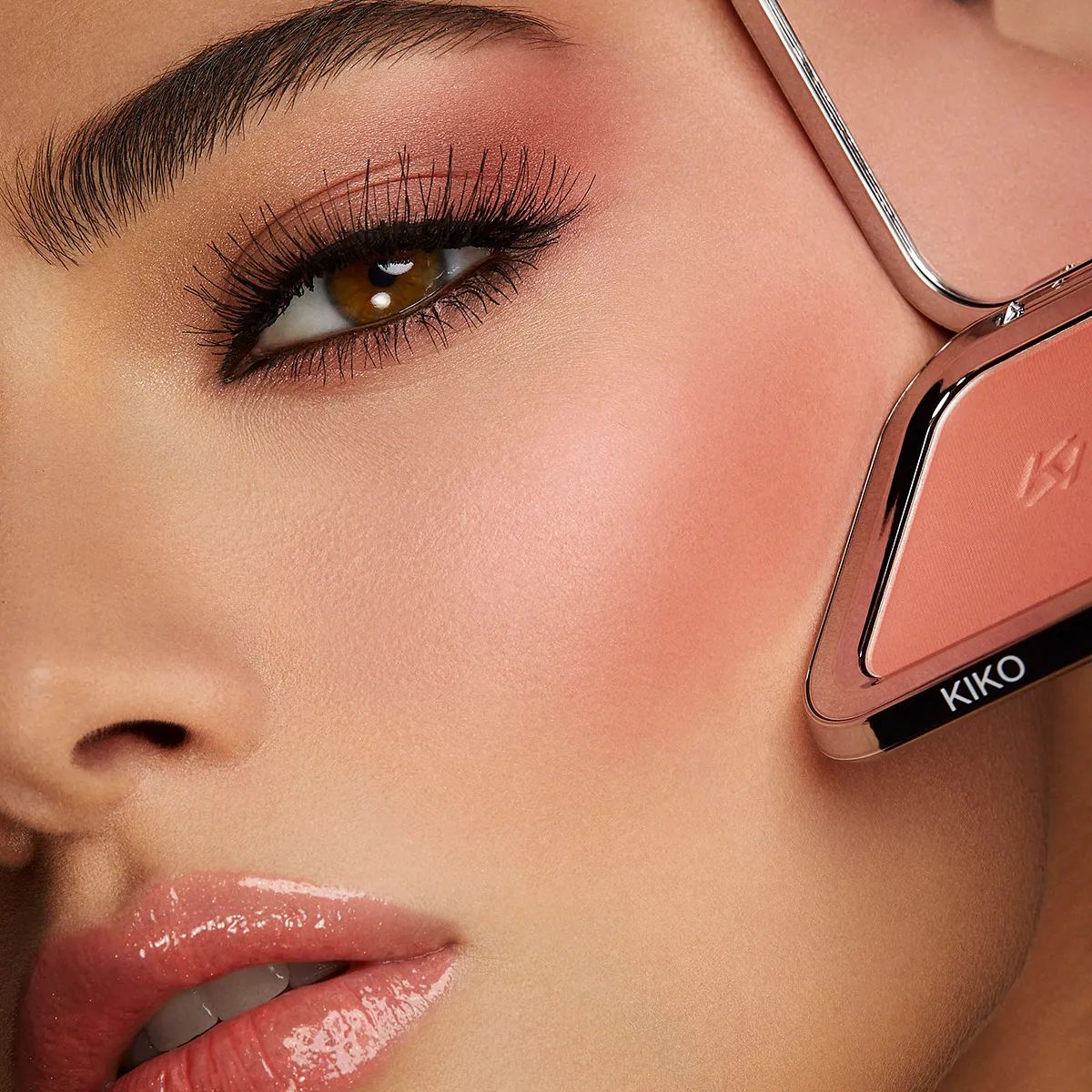 Unlimited Blush - 90000539_KM000000643008B_KM000000643008B_03